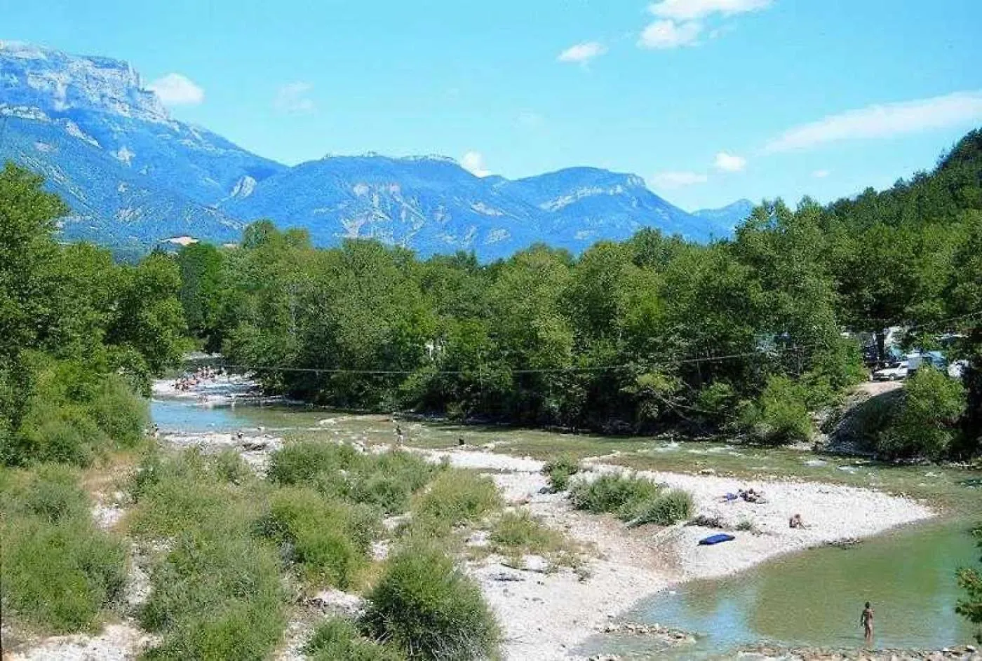 Campsite Camping 4 Etoiles - Piscine - Ccaific Die France