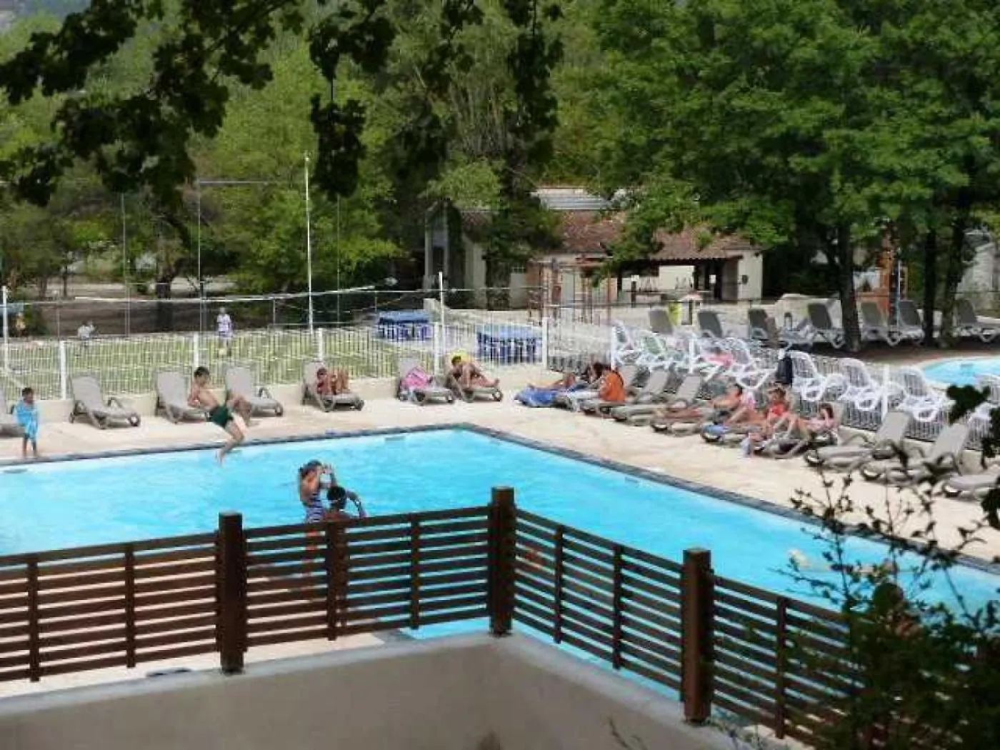 Camping 4 Etoiles - Piscine - Ccaific Die 0*,  France