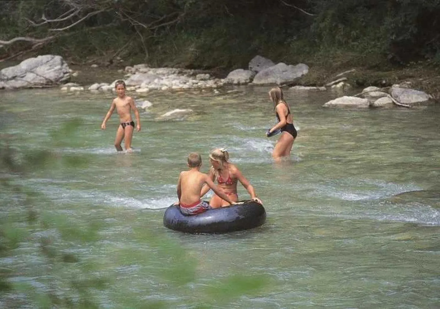 Campsite Camping 4 Etoiles - Piscine - Ccaific Die